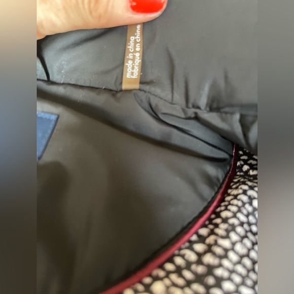 COLE HAAN. Like new condition winter jacket/coat - Picture 11 of 17